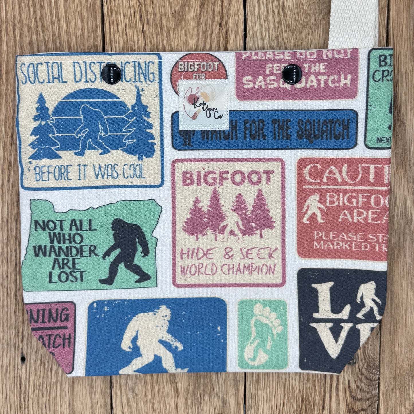 Sasquatch XL Print - Snappy Bag