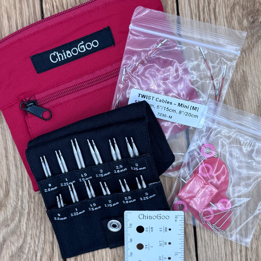 Red - Chiagoo Twist Shorties