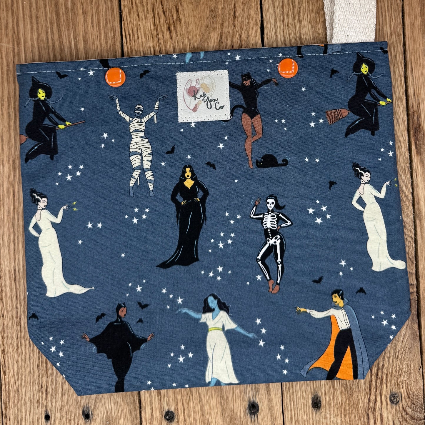 Costumes - Snappy Bag