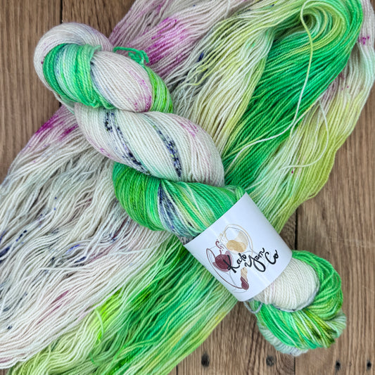 Pixie  - Gold Sparkle Fingering